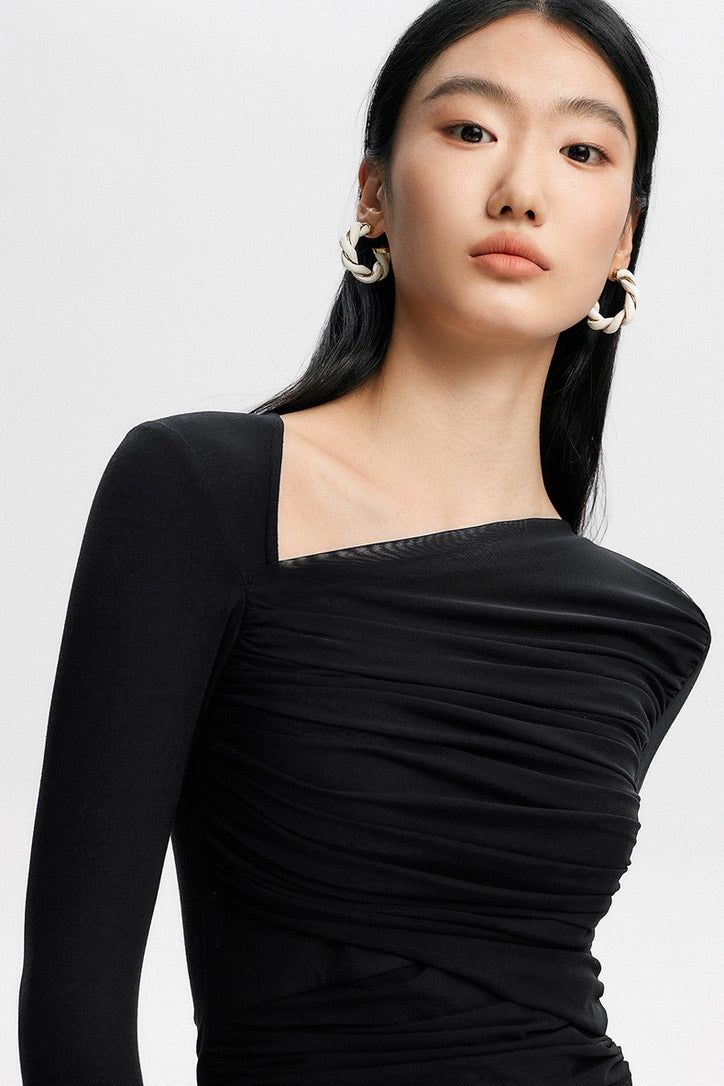 Asymmetric Neckline Tulle Shirring Top [2 Colours]