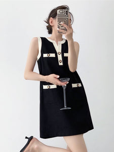 Contrast Shift Dress in Black