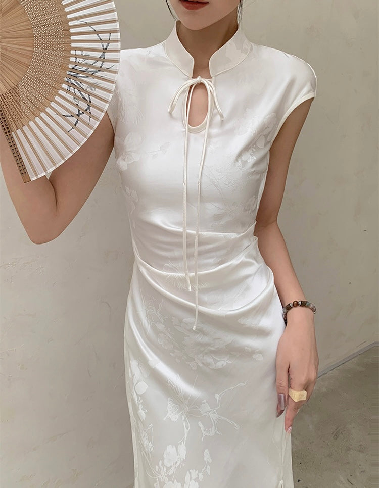 Chinoiserie Ribbon Tie Cheongsam in Cream