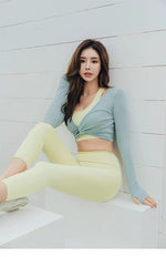 Load image into Gallery viewer, Twist Cropped Top in Mint Green
