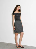 Load image into Gallery viewer, Tencel Off Shoulder Twist Top in Grey
