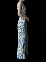 Load image into Gallery viewer, Floral Stretch Maxi Dress in Blue/White
