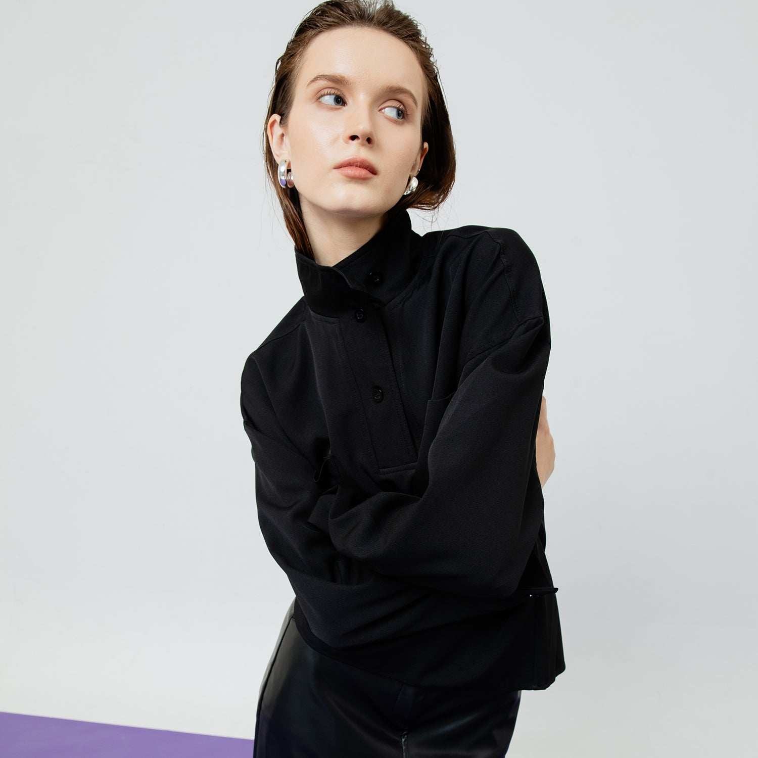 Gwen Turtleneck Top in Black