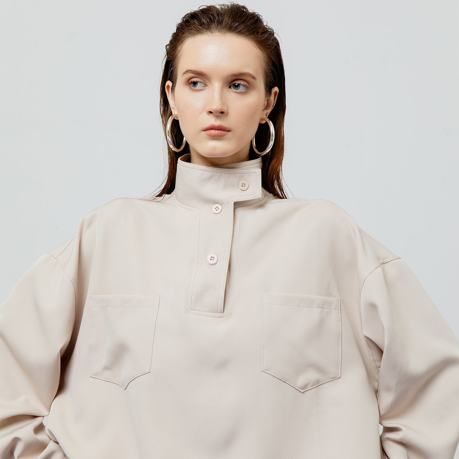 Gwen Turtleneck Top in Creme