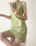 Load image into Gallery viewer, Jea Sleeveless Shift Dress [2 Colours]
