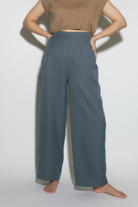 Twill Crease Pants in Stone Blue