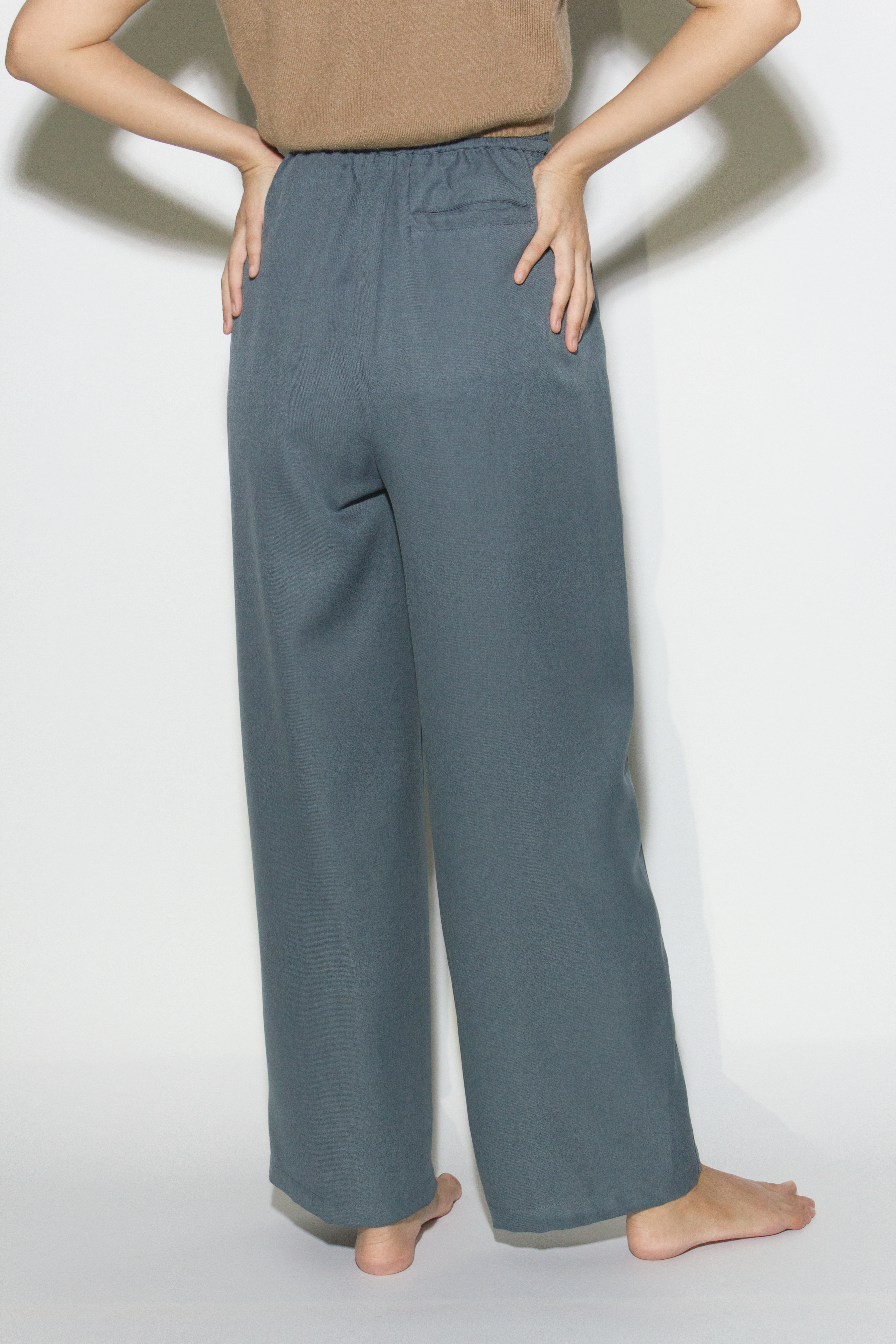 Twill Crease Pants in Stone Blue