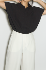 Load image into Gallery viewer, Linen Blend V-Collar Top in Black
