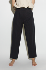 Load image into Gallery viewer, Linen Blend Straight Cut Pants in Black
