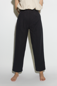 Linen Blend Straight Cut Pants in Black