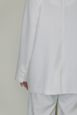 Load image into Gallery viewer, Japanese Twill Tailored Blazer in White
