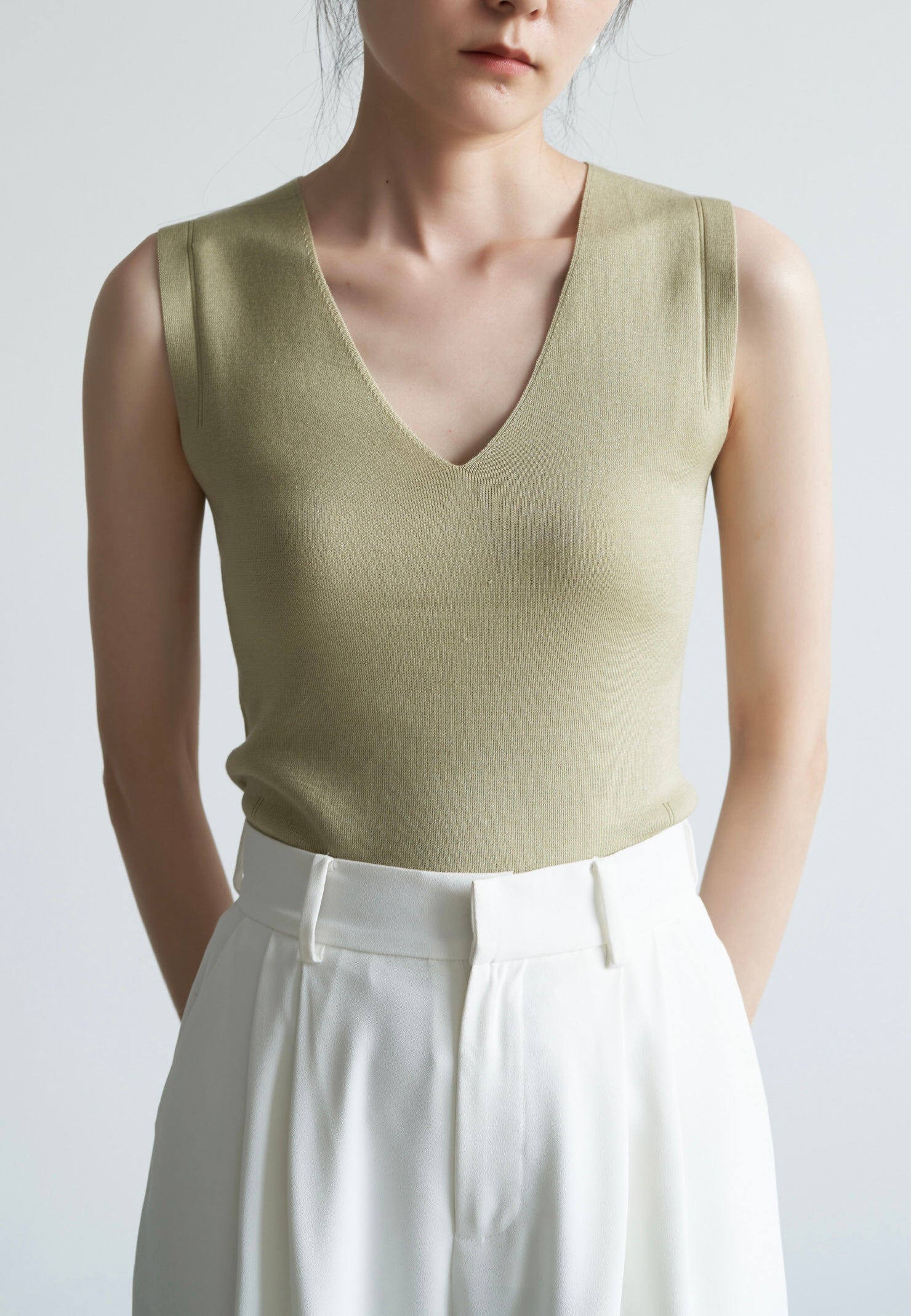 Tencel V Tank Top [5 Colours]