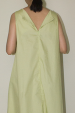 Load image into Gallery viewer, Back Lapel Maxi Dress in Green
