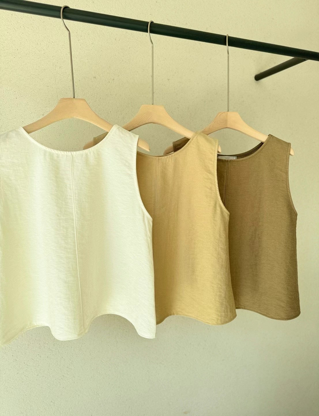 Korean Linen Sleeveless Top [2 Colours]