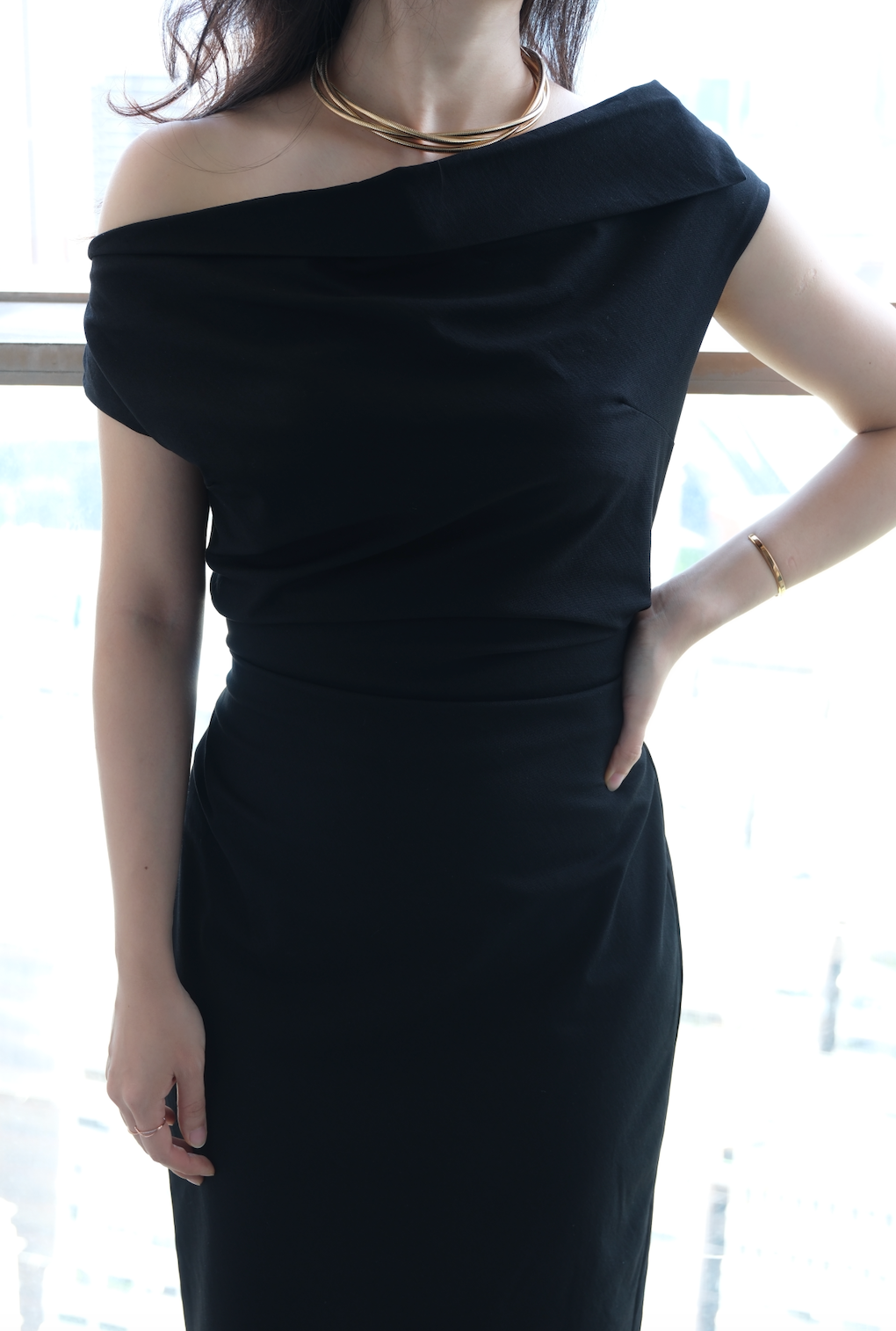 Korean Wide Shoulder Sheath Midi Dress [2 Colours]