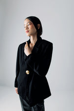 Load image into Gallery viewer, Leonie Standard Blazer in Black
