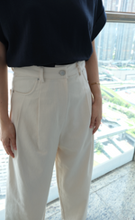 Load image into Gallery viewer, [Ready to Ship] Korean Tapered Pintuck Wide Leg Twill Pants [2 Colours]
