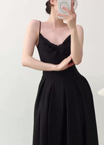 Load and play video in Gallery viewer, Twist Pocket Cami Maxi Dress in Black
