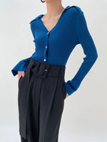 Load image into Gallery viewer, V Wide Collar Button Ribbed Top
