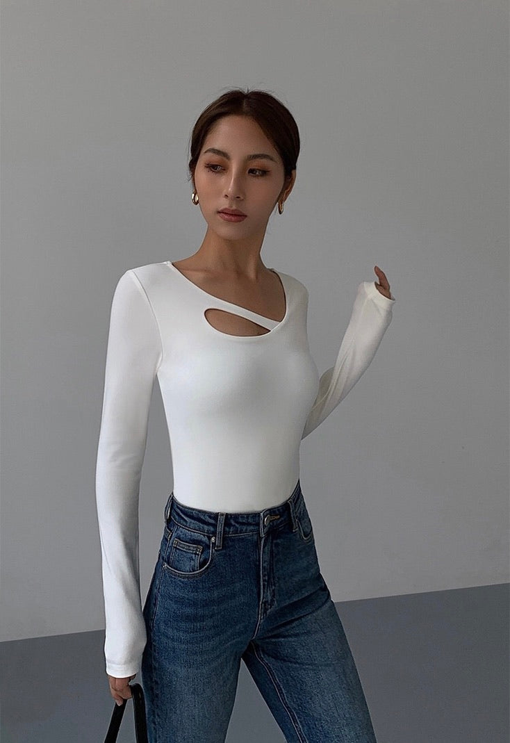 Disc Cutout Long Sleeve Top in White