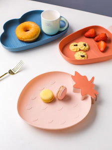 Carrot Plate + Storage Compartment