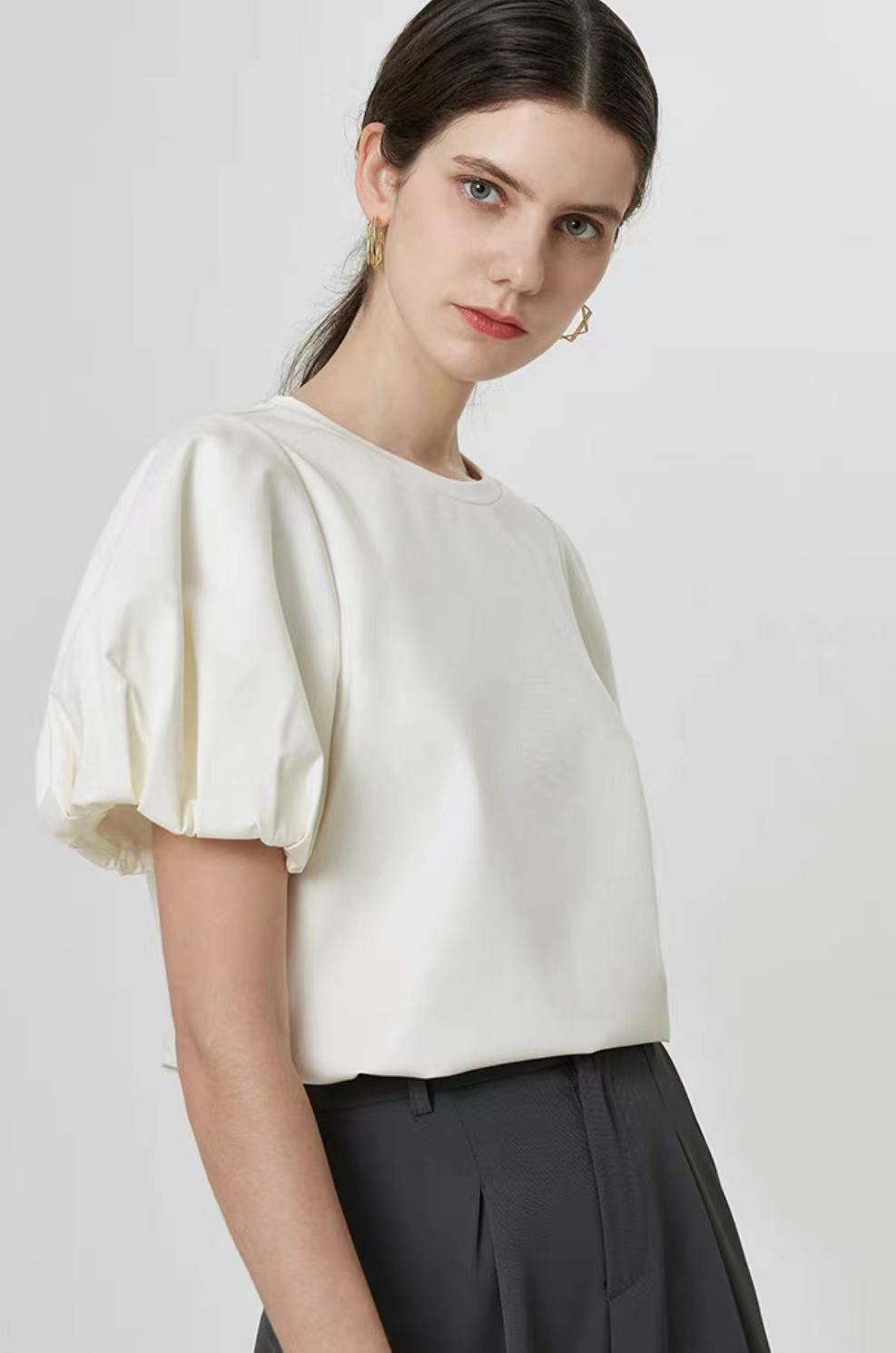 [Cool Tech] Puff Sleeve Top in White