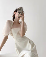 Load image into Gallery viewer, Cathie Blouson Sleeve Midi Dress in Cream
