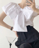 Load image into Gallery viewer, Feltre Bow Tie Blouse in White
