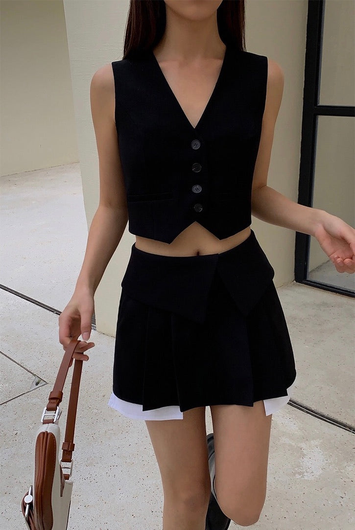 Tailored Classic Vest in Black