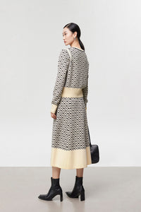 Knitted Geometric Flare Midi Skirt in Print