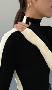 Duo Tone Turtleneck Top [2 Colours]