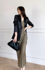 Load image into Gallery viewer, Anniston Tailored Blazer in Black
