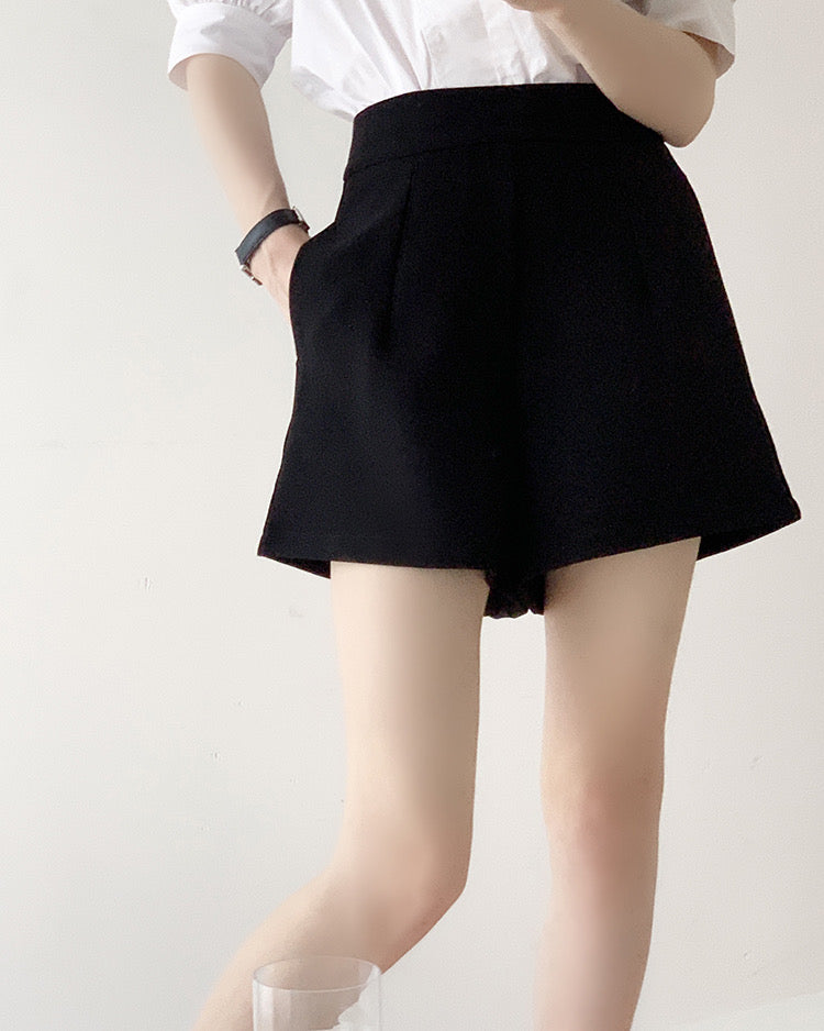 Tailored High Waist Flare Shorts - Black