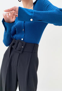 V Wide Collar Button Ribbed Top