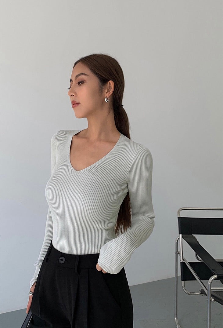 Classic V Ribbed Long Sleeve Top - Sage