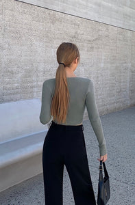 Cropped Ribbed V Top in Sage