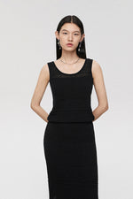 Load image into Gallery viewer, Knitted U-Neck Sleeveless Top in Black
