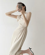 Load image into Gallery viewer, Kariss Gathered Bow Shift Dress in Cream
