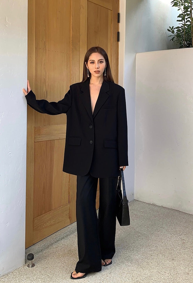 Classic Tailored Wide Leg Trousers in Black