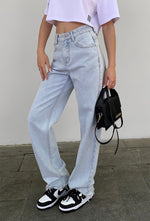 Load image into Gallery viewer, High Rise Straight Raw Edge Jeans in Light Blue
