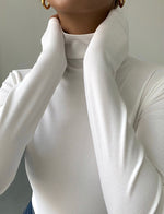 Load image into Gallery viewer, Ribbed Turtleneck Top - White
