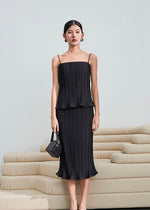 Load image into Gallery viewer, High Waist Pleated Wavy Midi Skirt in Black
