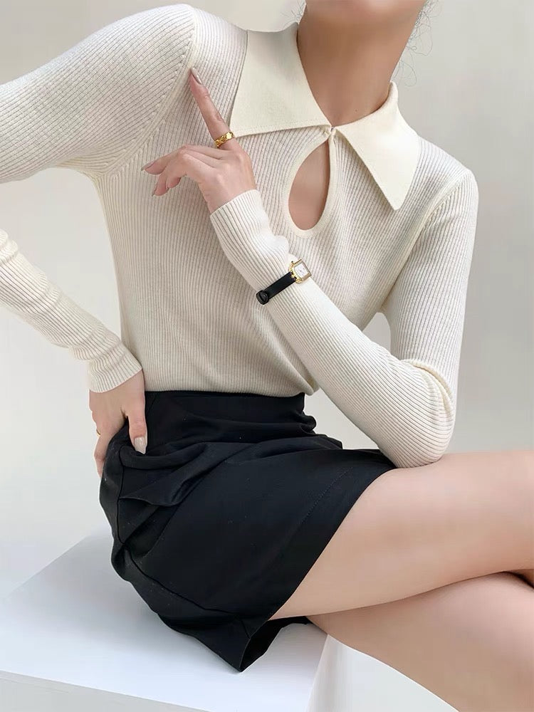 Cutout Collar Knitted Top