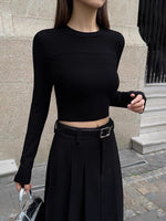 Load image into Gallery viewer, [Ready Stock] Padded Shoulder Line Cropped Top in Black
