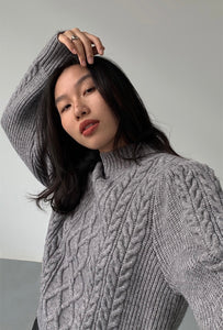 Cable Knit Winter Sweater in Grey