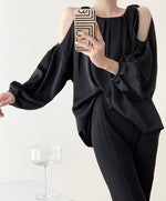 Load image into Gallery viewer, Shoulder Cutout Gather Blouse in Black
