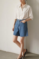 Load image into Gallery viewer, Mid Rise Mom Denim Shorts in Blue
