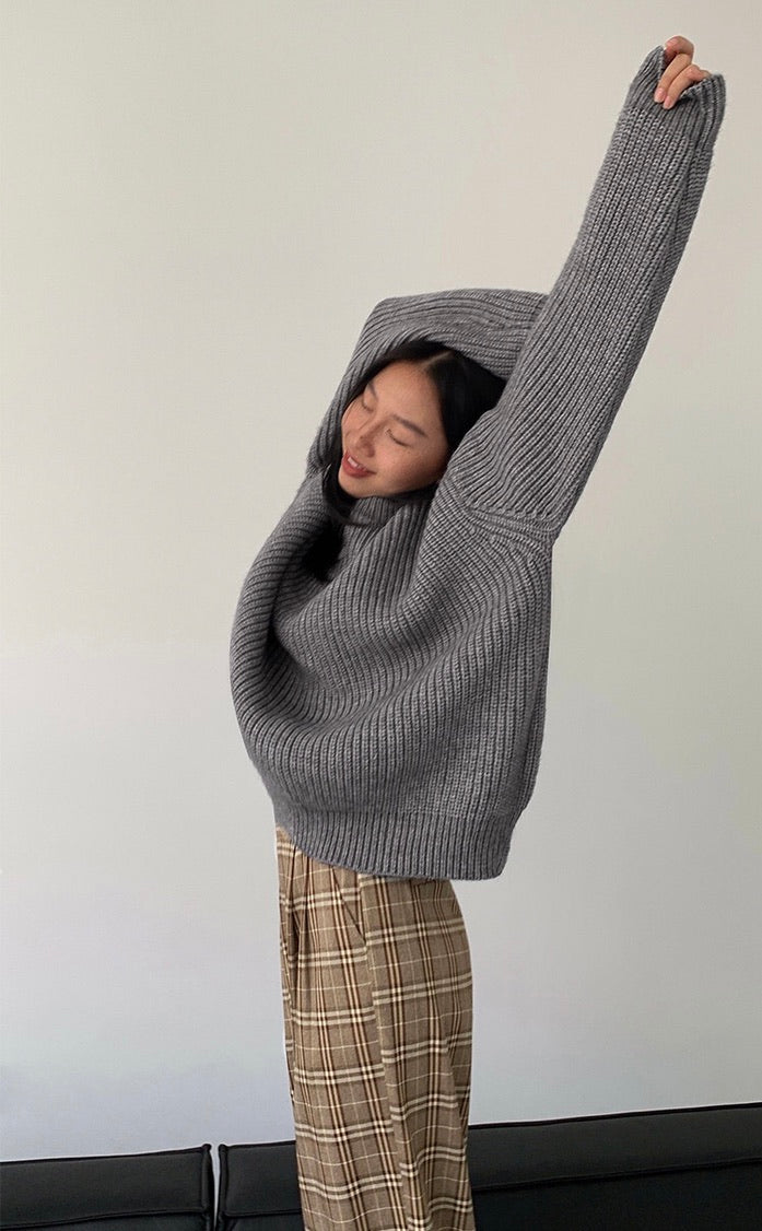 Classic Oversized Knit Sweater in Grey