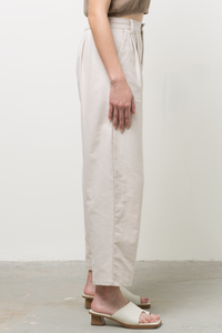 Linen Blend Mid-Waist Straight Pants in Ecru