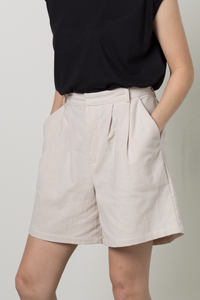 Linen Blend Pleated Shorts in Ecru